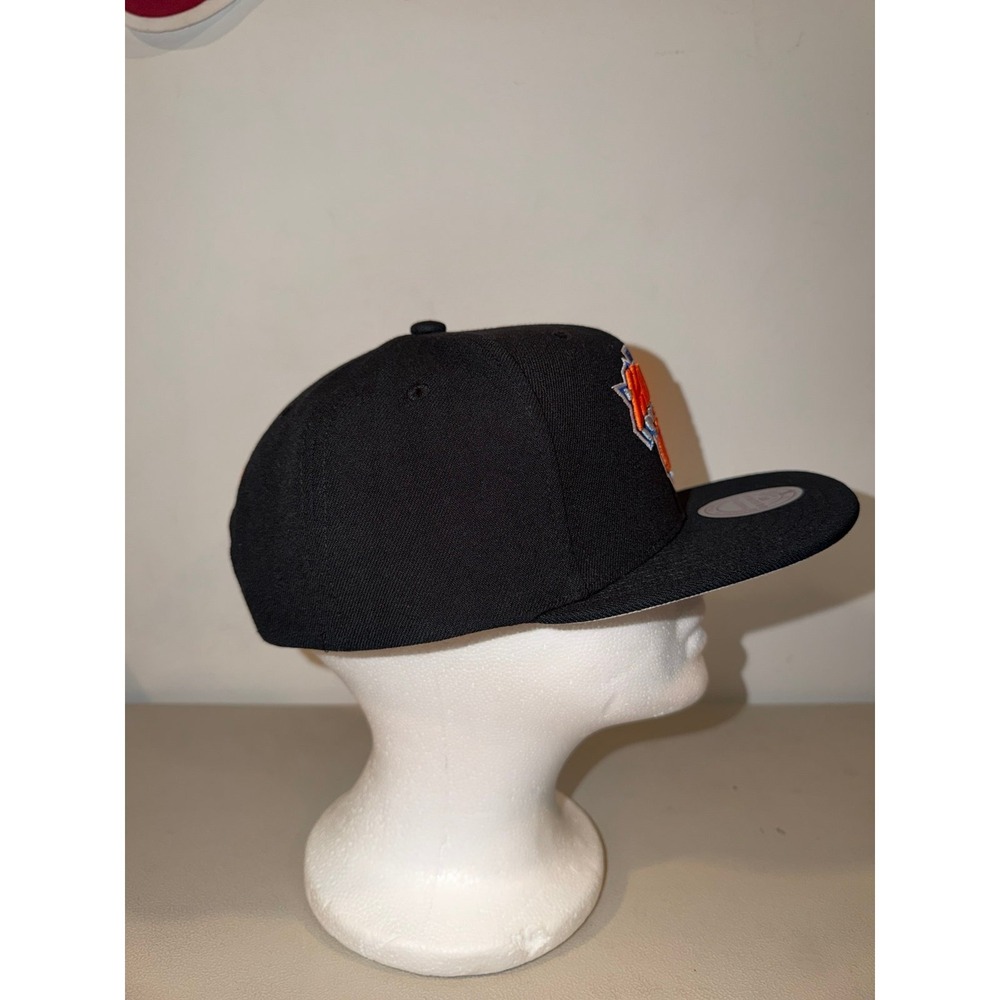 Mitchell & Ness New York Knicks Snapback (NWTS) - Picture 5 of 7